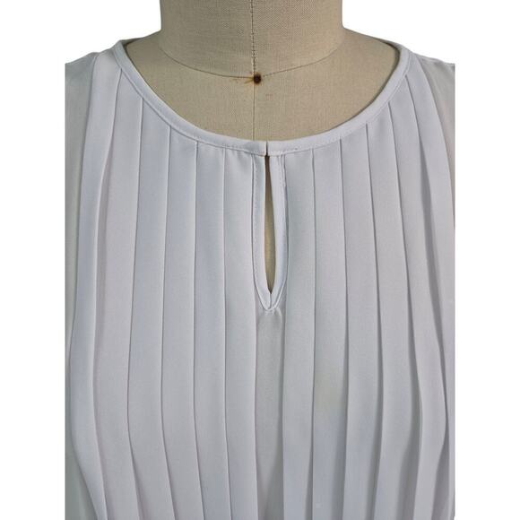 Calvin Klein white pleated front peekaboo Career poly Sleeveless top Sz L nwot - Picture 3 of 5